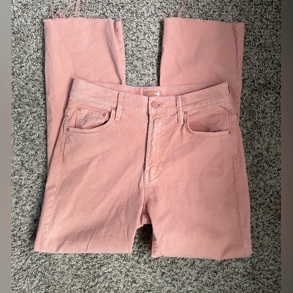 MOTHER The Insider Ankle Fray Jeans